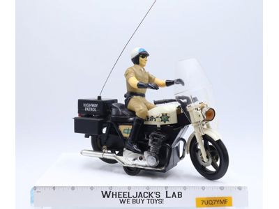 Highway Patrol Motorcycle W/ Figure CHIPS 1982 Pro-cision MGM Vintage Vehicle