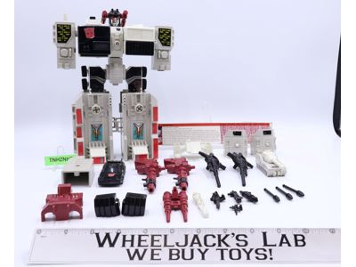 Metroplex 100% Complete RT Vintage 1985 G1 Transformers Hasbro Action Figure