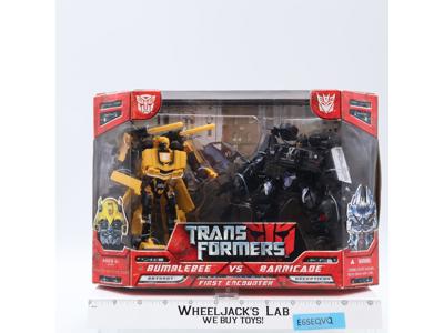 Autobot Bumblebee VS Decepticon Barricade Movie 2007 Hasbro Transformers MISB