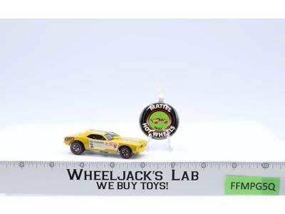 Yellow Snake With Button 1969 Mattel Redline Hot Wheels Vintage RL