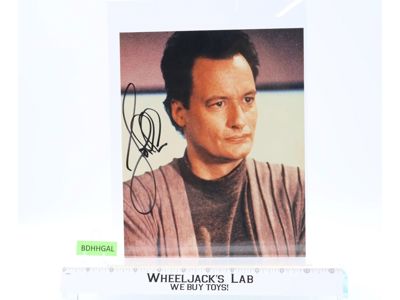 Q Star Trek Voyager John de Lancie AUTOGRAPHED 8x10 Picture