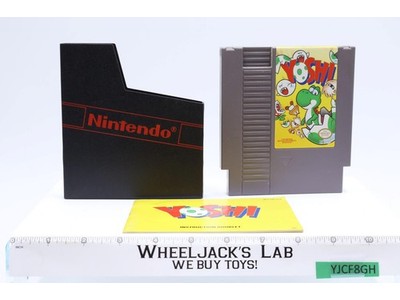 Yoshi w/ Manual Nintendo Entertainment System NES 1992 Tested Video Game