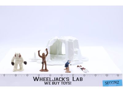 Hoth Wampa Cave Star Wars MICRO COLLECTION 1982 Kenner Playset