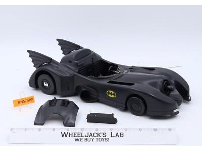 Batmobile DC Comics Batman 1989 ToyBiz Action Figure Vehicle Vintage