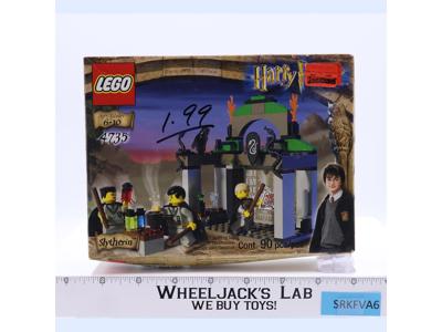 #4735 Slytherin Harry Potter 2002 Lego NEW SEALED