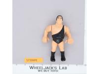 Andre The Giant WWF WWE Wrestling Action Figure Hasbro 1990 Vintage