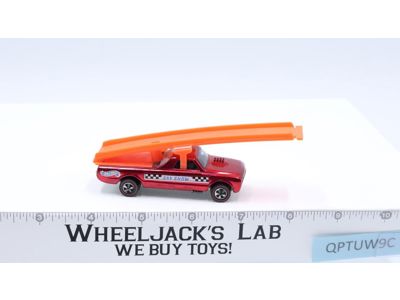 Custom Fleetside Sky Show Aero Launcher Ramp Hot Wheels 1968 Redline RL NICE!