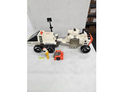 Fisher Price Adventure People #326 ALPHA STAR W/RESEARCH TRAILER Tested-Works