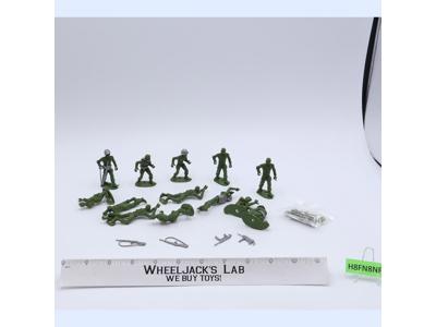 Lot of 13 American Infantrymen WWII 1/35 Scale MPC Ring Hand Toy Soldiers Figure