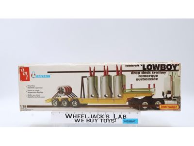 #T508 Loadcraft Lowboy Drop Deck Trailer AMT 1:25 Scale Model Kit NEW