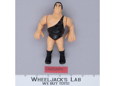 Andre The Giant WWF WWE Wrestling Hasbro 1990 Vintage Action Figure