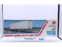 #8032 Great Dane 40 Ft Dry Goods Trailer ERTL 1:25 Model Kit NEW SEALED