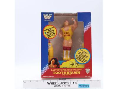Hulk Hogan Battery Operated Talking Toothbrush WWF Wrestling Janex NEW SEALED