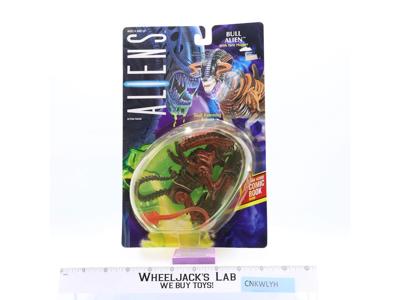 Bull Alien W/ Comic Aliens 1992 Kenner Vintage Action Figure NEW SEALED
