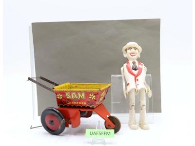 Sam the Gardener Vintage 1940s/50s Wind Up Tin Litho Toy Marx