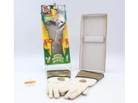 White Ranger Gloves Mighty Morphin Power Rangers 1994 Bandai Action Figure