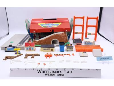 Super City Toolbox Micro Machines 1988 Galoob Carry Playset