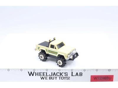 Jeep Honcho 4x4 White Schaper STOMPER Rough Riders Gen 1 1980 Lights Up