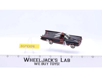 Batmobile 1966 TV Show Batman DC Comics Hot Wheels 2007 Mattel 1:64 Toy Car