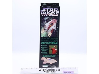 A-Wing Fighter Flying Model Kit Star Wars 1996 Estes NEW