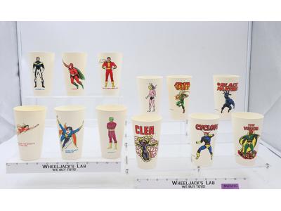Set of 12 DC Comics Super Heroes 1975 7-11 Vintage Plastic Slurpee Cup