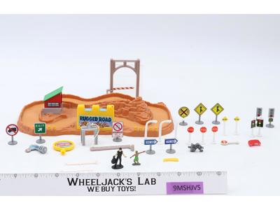 Rollin' Roadways Rugged Road Micro Machines 1991 Galoob Vintage Playset