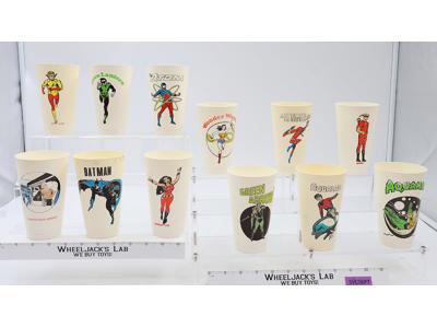 Set of 12 DC Comics Super Heroes 1975 7-11 Vintage Plastic Slurpee Cup