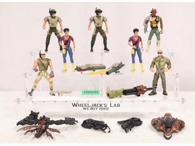 Lot of 7 Space Marines + 1 Xenomorph Aliens 1992 Kenner Action Figures
