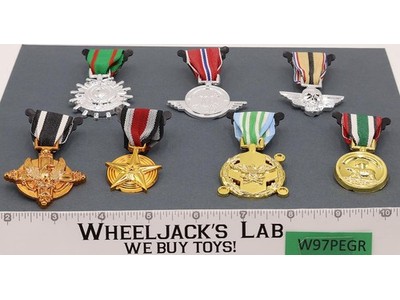 Lot of 7 Military Muscle Men Medals Toymakers 1980's Action Figure