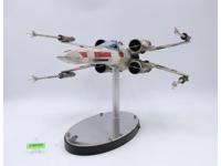 Red Five Luke Skywalker's X-Wing Starfighter SIGNATURE EDITION Star Wars EFX