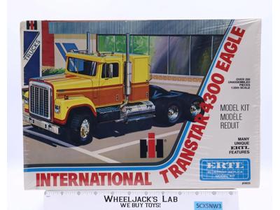 #8025 International Transtar 4300 Eagle ERTL 1:25 Model Kit NEW SEALED