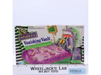 Vanishing Vault W/Micro Beetlejuice 1990 Kenner Action Figure NEW MIB