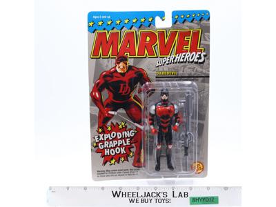 Daredevil Exploding Grapple Hook Marvel Super Heroes 1994 Toy Biz NEW MOSC