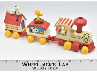 Wind Up Train Snoopy Woodstock The Peanuts 1972 United Feature Syndicate