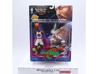 Michael Jordan Bugs Bunny Space Jam 1996 Playmates Action Figures NEW SEALED