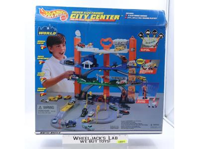 Super Electronic City Center 1998 Hot Wheels Mattel Wheels World NEW MISB SEALED
