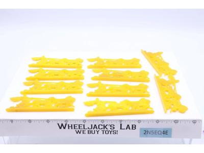 Lot of 10 Yellow Roman Soldiers on Chariots 1970s Lucky Products Toy Soldiers