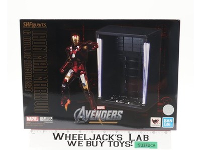 Iron Man Mark VII Hall of Armor Set Marvel Avengers S.H.Figuarts Bandai NEW MIB