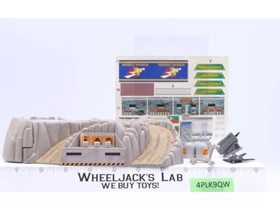 Skycat Airbase Complete Micro Machines Battle Zones 1997 Galoob Playset