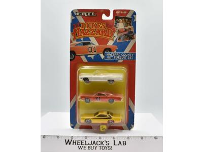Hazzard County Hot Pursuit Set Dukes of Hazzard 2001 ERTL NEW MOSC