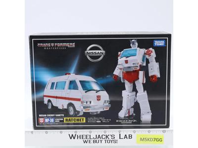 MP-30 Ratchet Transformers Masterpiece AUTHENTIC Takara Figure NEW MIB