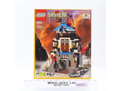 #3052 Ninja's Fire Fortress Castle Ninja 1999 Lego NEW SEALED