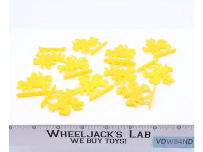 Lot of 11 Yellow Roman Calvary W/ Swords 1970s Lucky Products Toy Soldiers
