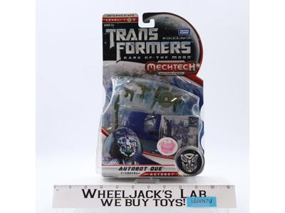 Autobot Que Transformers Dark Of The Moon 2010 Hasbro Figure NEW MOSC SEALED