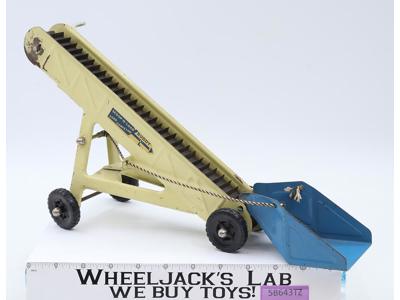 Scoop n Load Sand & Gravel Loader Conveyor Pressed Steel 1950s Buddy L Vintage