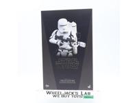 MMS326 First Order Flametrooper Star Wars The Force Awakens Hot Toys 1:6 NEW MIB
