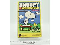 Snoopy & Woodstock The Peanuts 1980's Colorforms Play Set NEW UNUSED