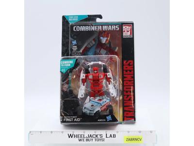 Protectobot First Aid Transformers Combiner Wars 2014 Hasbro Figure NEW SEALED
