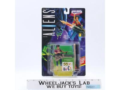 LT. Ripley Space Marine Aliens W/COMIC BOOK 1992 Kenner Action Figure MOSC