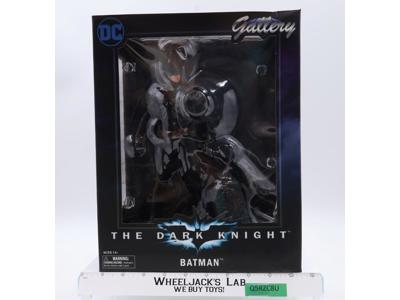 Batman DC Comics The Dark Knight Gallery Diorama Diamond Select 9" Statue MIB
